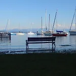 Dachterrassen Mit See- U. Bergblilck *