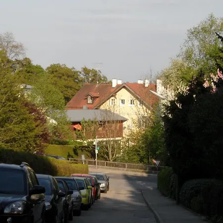 Dachterrassen Mit See- U. Bergblilck Tutzing