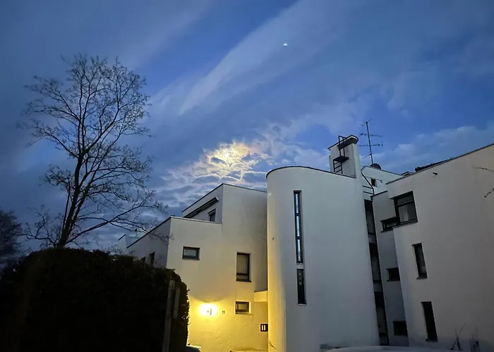 Dachterrassen Mit See- U. Bergblilck